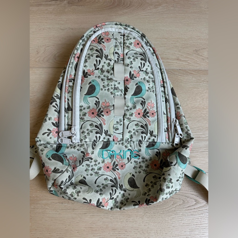 DaKine mini backpack - Picture 2 of 4